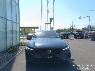 Volvo V60 Plus Dark 2.0d 211 CP