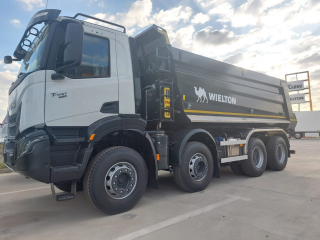 Iveco T-Way AD410T46 460 CP
