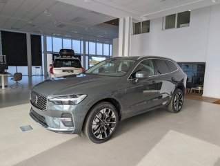 Volvo XC60 Plus Bright 2.0i 398 CP